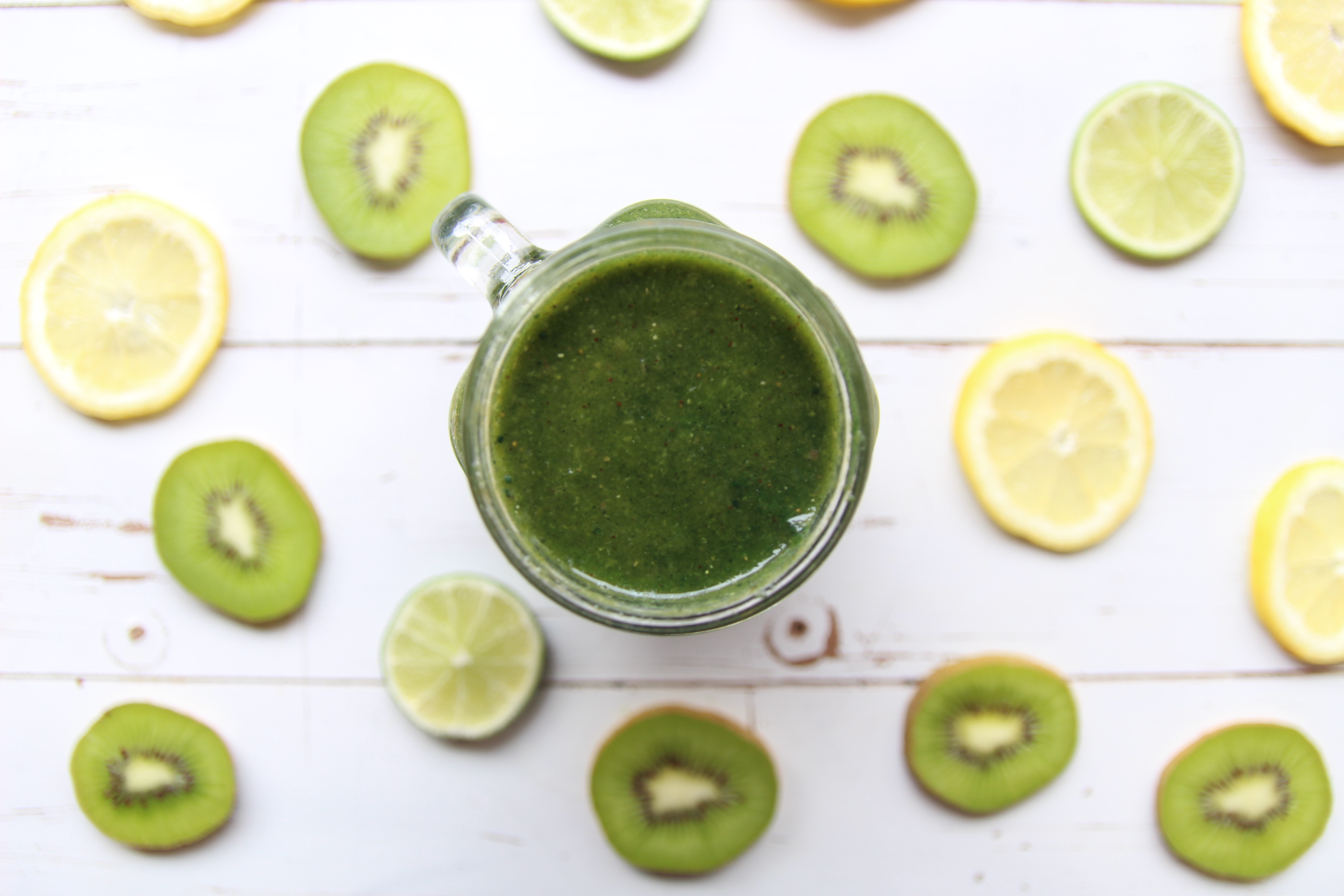 Why should you drink fresh green SMOOTHIES and JUICES?