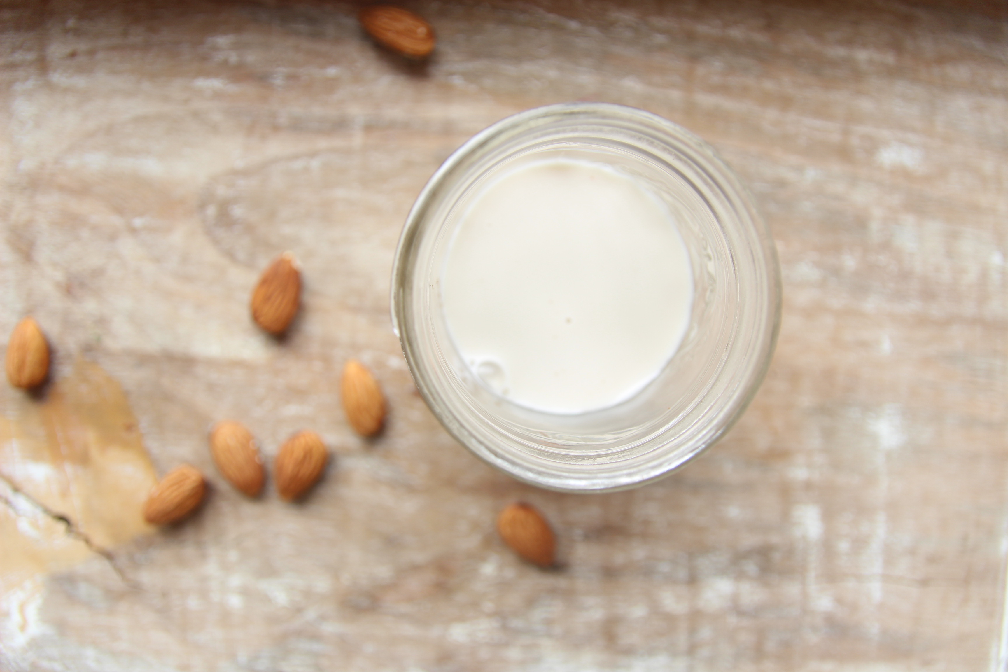 HOMEMADE ALMOND MILK