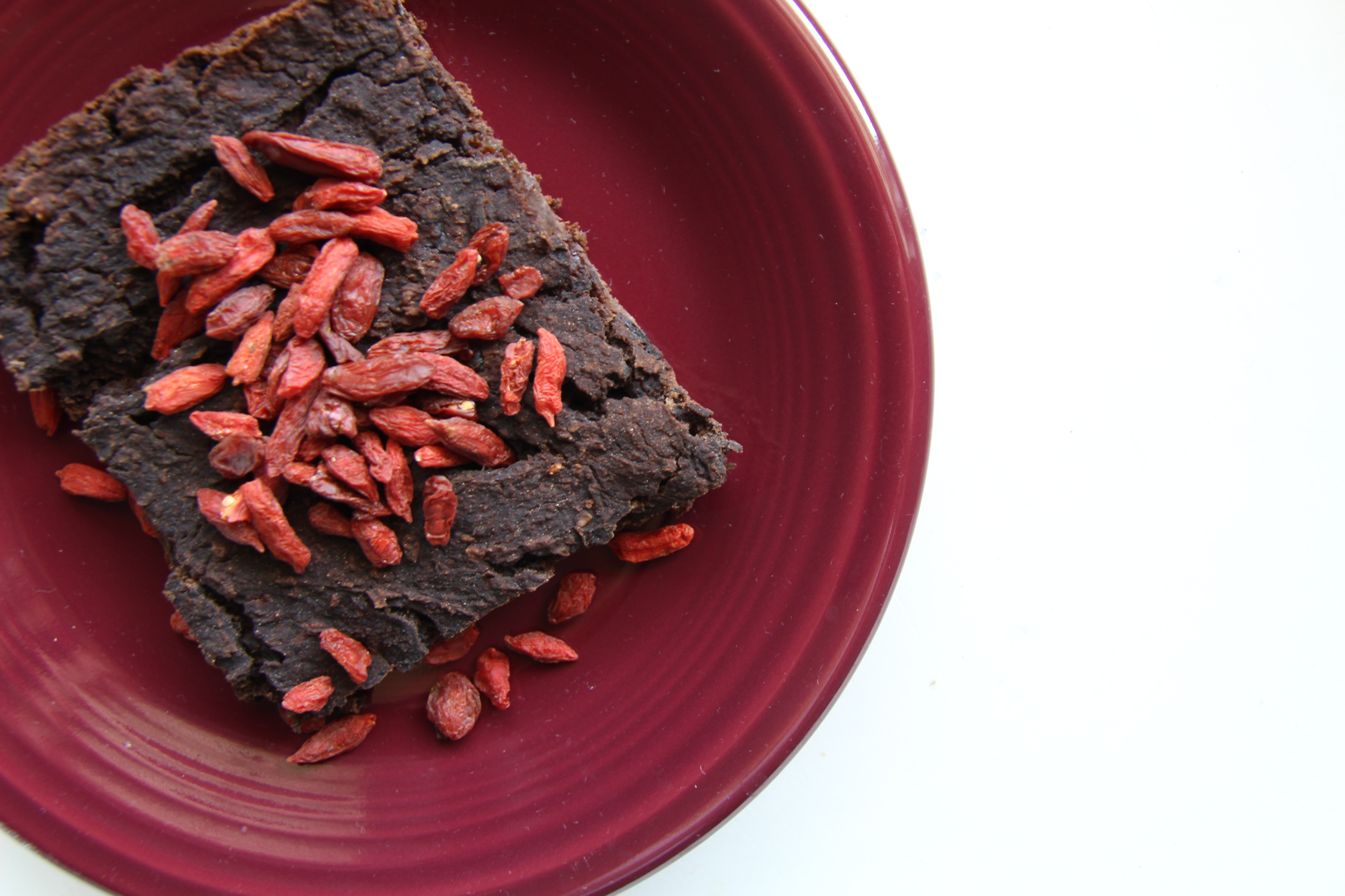 VEGAN VERSION OF A CHOCOLATE CAKE MADE WITH BLACK BEANS