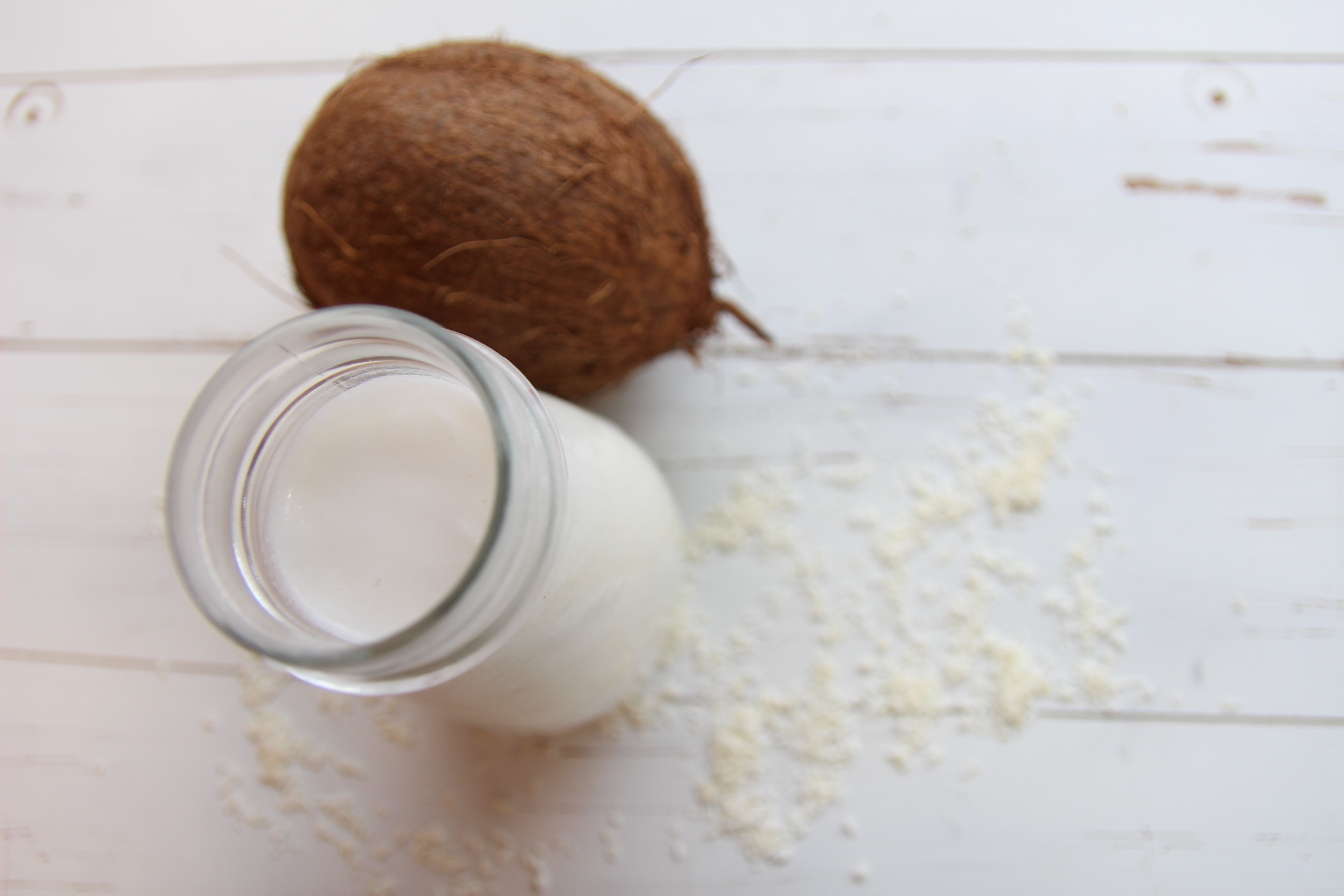 HOMEMADE COCONUT MILK