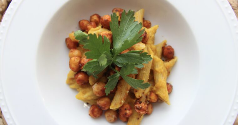 PENNE PASTA WITH PUMPKIN SAUCE AND CRISPY CHICKPEAS